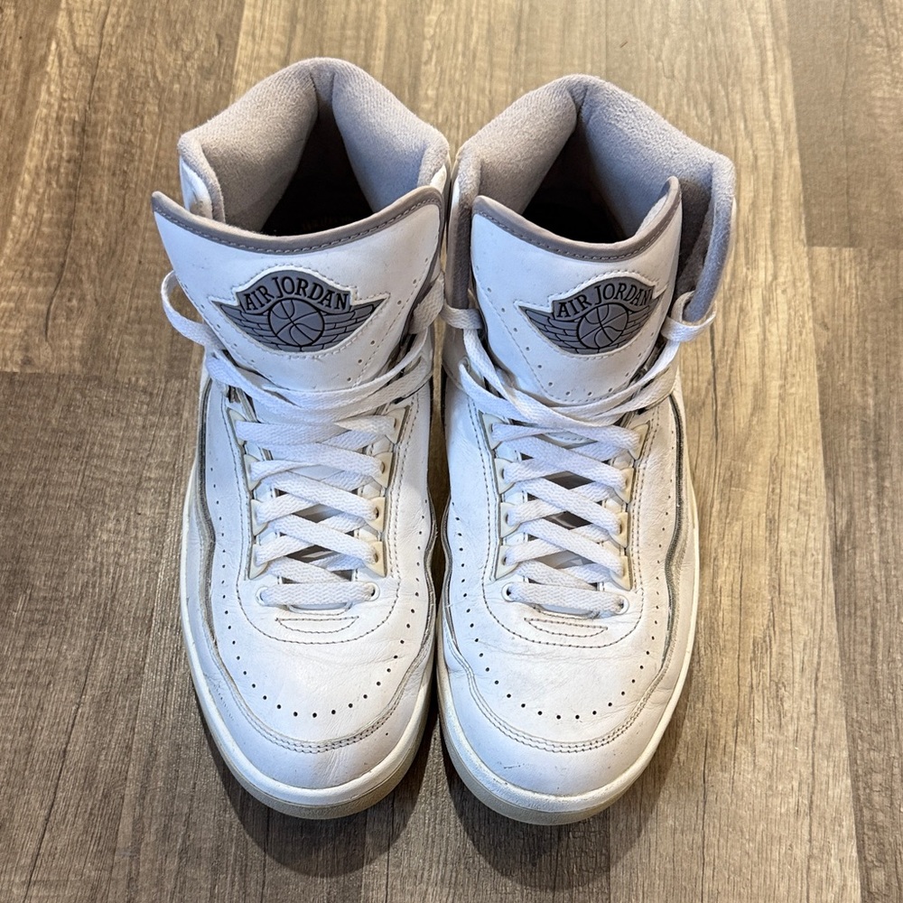 Air Jordan 2 retro white cement High-Top Sneakers size 11
